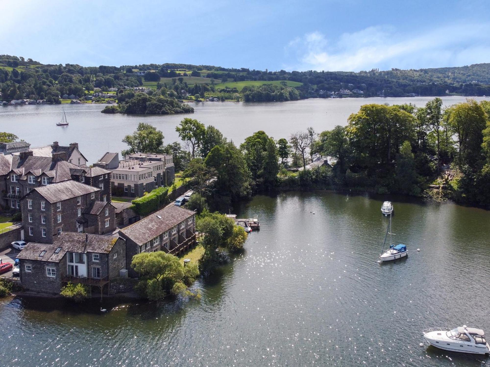 Lowe-Mcconnell Ambleside Bagian luar foto